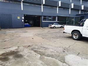 400 m² Commercial space in Umbilo
