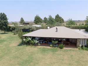 117 ha Farm in Dullstroom