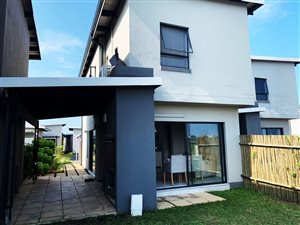 2 Bed Apartment in Palm Lakes Estate