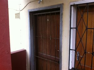 3 Bed Apartment in Merebank East
