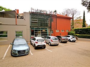 864 m² Office Space in Rosebank