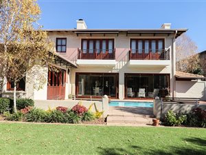 4 Bed House in Ebotse Estate