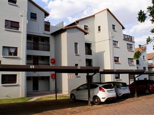 2 Bed Townhouse in Paulshof