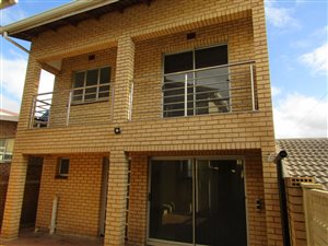 3 Bed House in Arena Park