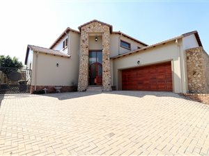 4 Bed House in Bartlett