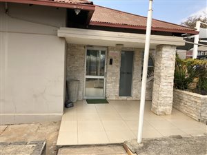 398 m² Commercial space in Edendale