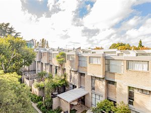 1 Bed Apartment in The Gardens