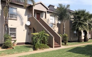 2 Bedroom Apartment in Bonaero Park