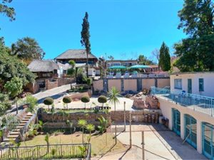 50 Bedroom House in Observatory