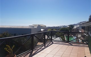 3 Bedroom House in Camps Bay