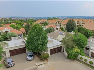 4 Bed Cluster in Sunninghill