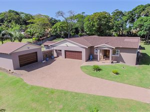4 Bed House in Umtentweni