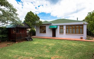 3 Bedroom House in Greenside