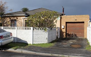 4 Bedroom House in Heathfield