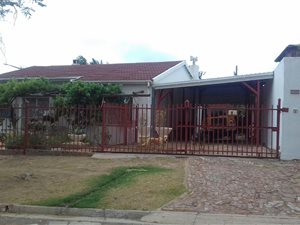 2 Bedroom House in Molteno