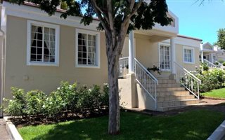 2 Bedroom Cluster in Sterrewag