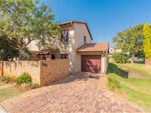 2 Bed Townhouse in Willowbrook
