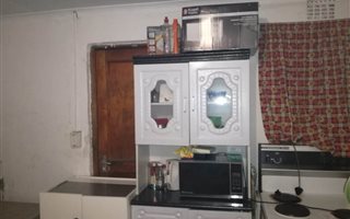 2 Bedroom House in Bonteheuwel