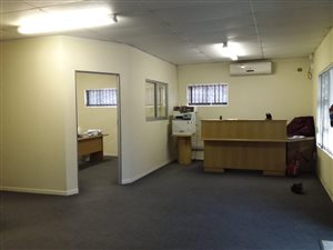 614 m² Commercial space in Southernwood