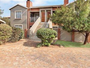 2 Bed Apartment in Florida Glen