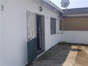 2 Bed Townhouse in Trenance Park
