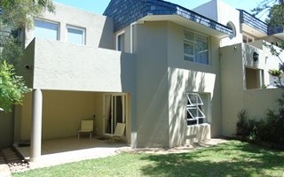4 Bedroom House in Dainfern