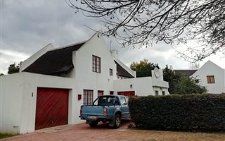 4 Bedroom House in Wellington North