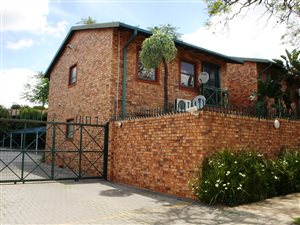 2 Bed Townhouse in Hatfield
