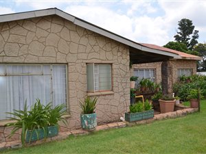 2.2 ha Farm in Vleikop AH