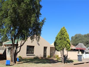 2 Bed House in Elandspoort