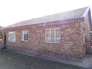 3 Bed Apartment in Lydenburg