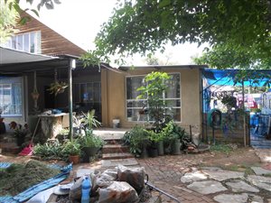 6 Bed House in East Lynne