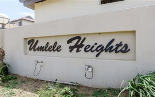 2 Bedroom Simplex in Kidds Beach