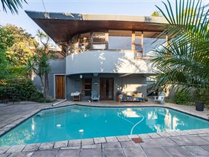 5 Bed House in The Links
