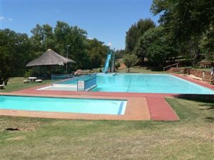 18.3 ha Land available in Koster