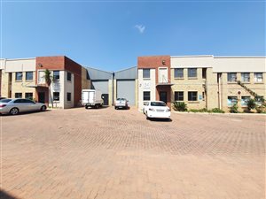 742 m² Industrial space in Ormonde