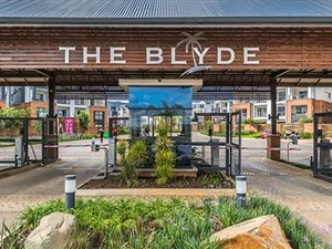 2 Bed Apartment in Blyde Riverwalk Estate