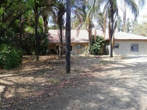 4 ha Farm in Waterkloof