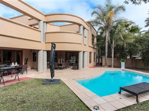 4 Bed House in Dainfern Golf Estate
