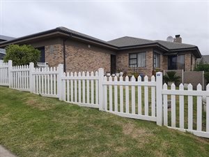 3 Bed House in Reebok