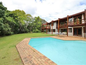 3 Bed House in Hunters Home
