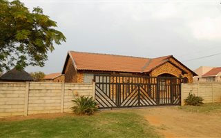 4 Bedroom House in Leachville