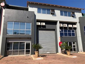 470 m² Industrial space in Halfway House