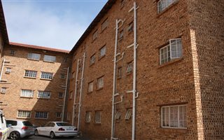 1 Bedroom Flat in Randfontein