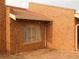 3 Bed House in Moretele View