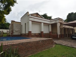4 Bed House in Steiltes