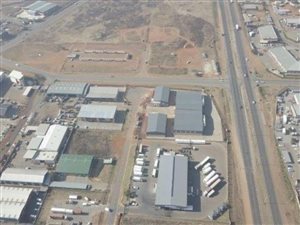 Commercial space in Clayville