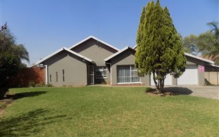 4 Bedroom House in Pioneer Park