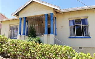 2 Bedroom House in Penford