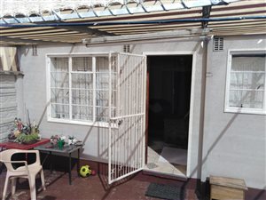 3 Bed House in Bombay Heights